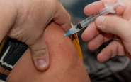 Chrípková sezóna sa blíži, chrániť sa možno očkovaním